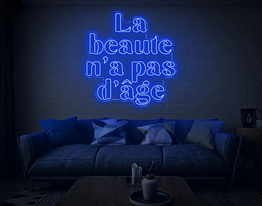 La beauté n’a pas d’âge Neon Prime